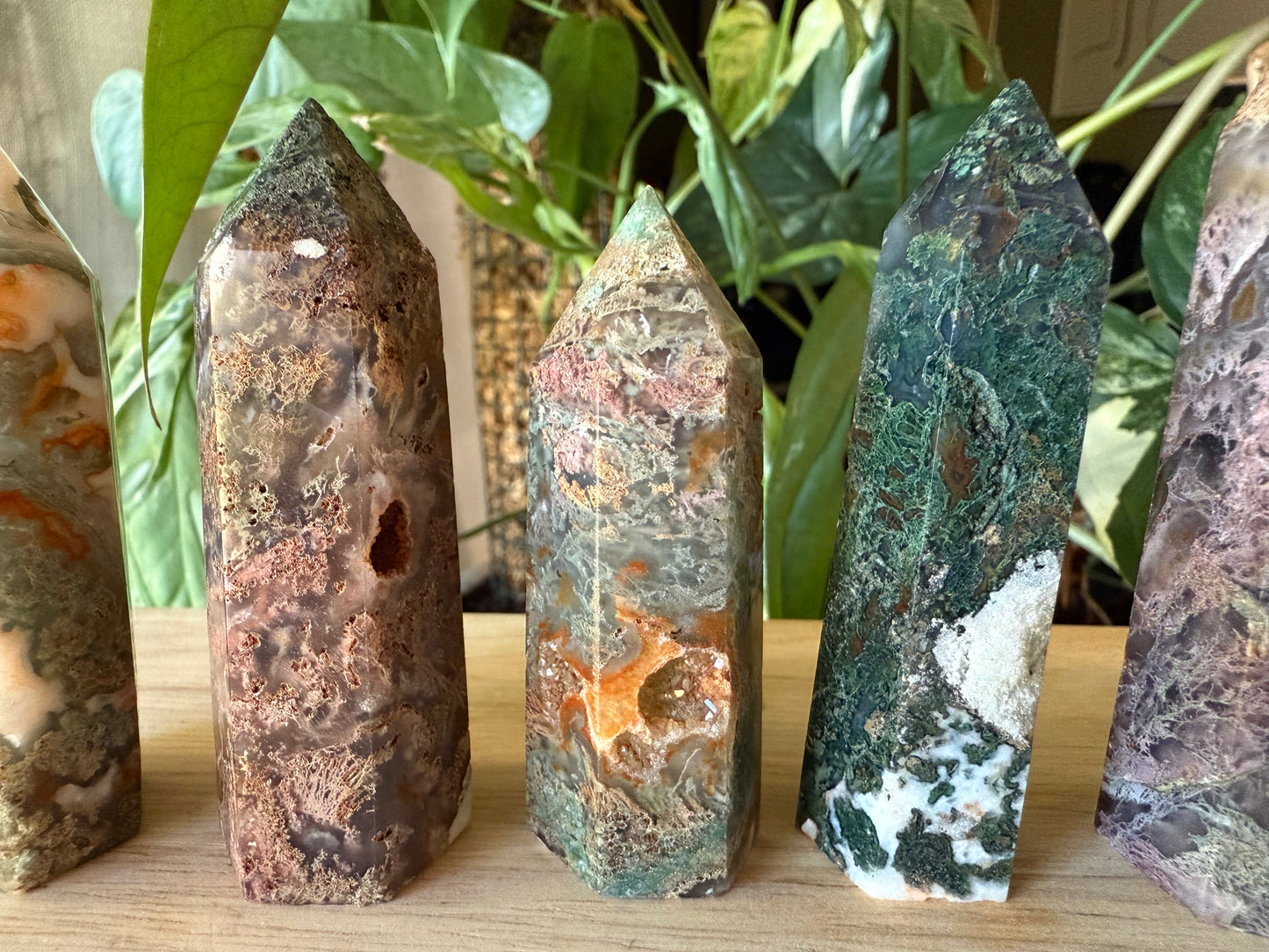 Red Moss Agate Generator Points